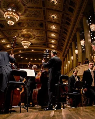 Foreigner 4 with Lou Gramm