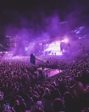 WJRR Earthday Birthday