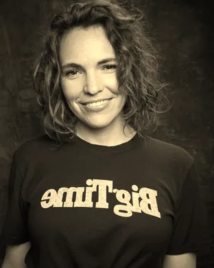 Beth Stelling