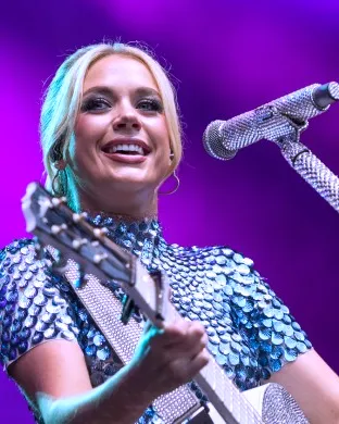 Live concert by Megan Moroney